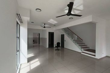 Setia Alam Setia Utama 1