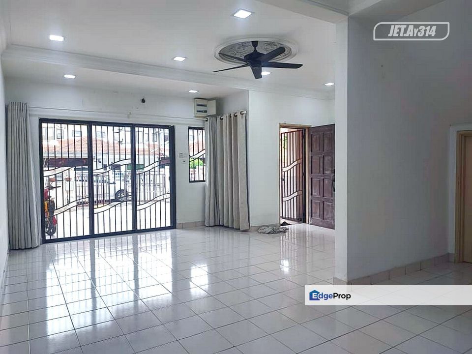 Family Sanctuary in Guarded Community 💖 2-Storey Terrace for Sale @ Kerongsang, Bandar Puteri Klang │ 温馨家园 • 安保社区双层排屋待售, Selangor, Klang