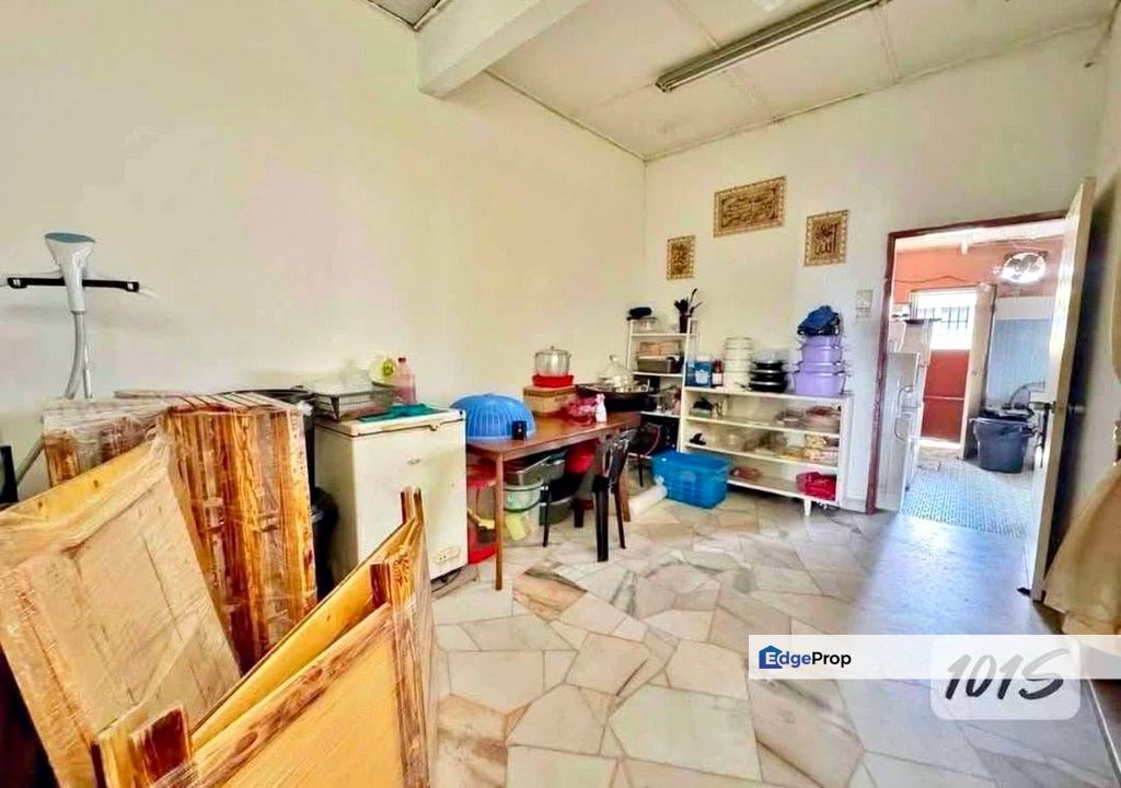 Character-Filled "Gu Tiao" Home 🎭 1 Storey Terrace for SALE @ Jln Kim Chuan, Port Klang │ 古早情怀 • "咕条"单层排屋出售, Selangor, Klang