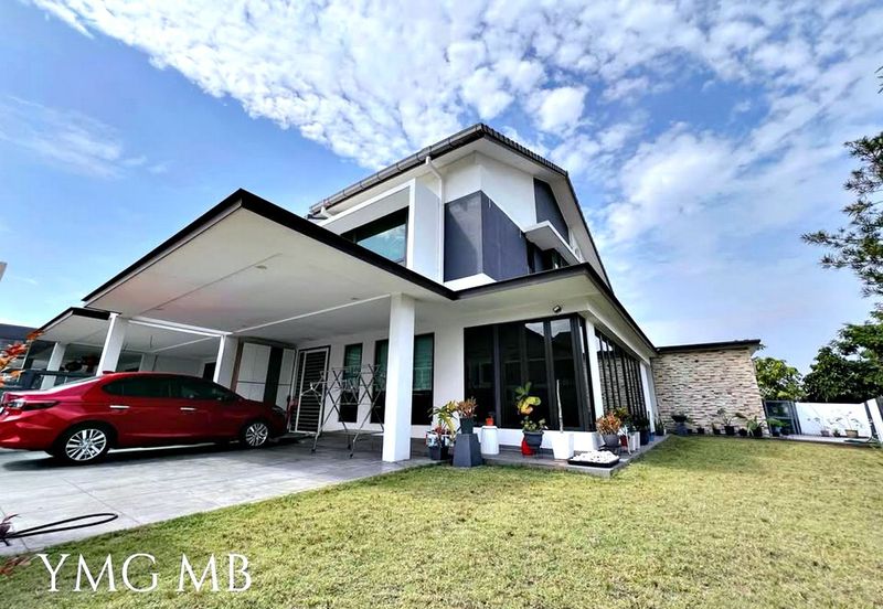 ATHIRA, Bandar Bukit Raja