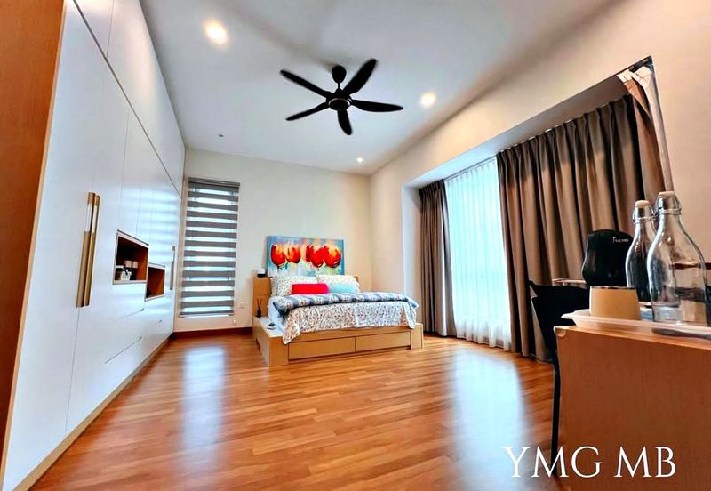 ATHIRA, Bandar Bukit Raja