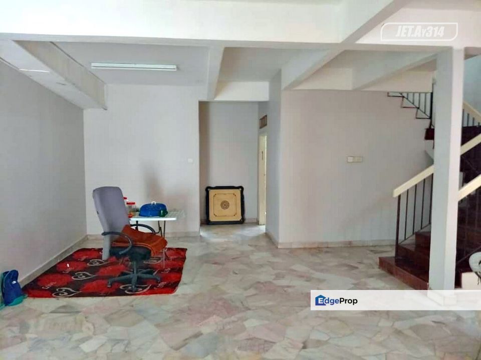 Traditional Charm Meets Modern Convenience 🦢 2 Storey Terrace for SALE @ Teluk Pulai │ 巴生直落玻璃，成熟社区，高潜力 • 排屋 待售, Selangor, Klang