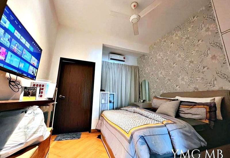 ATHIRA, Bandar Bukit Raja