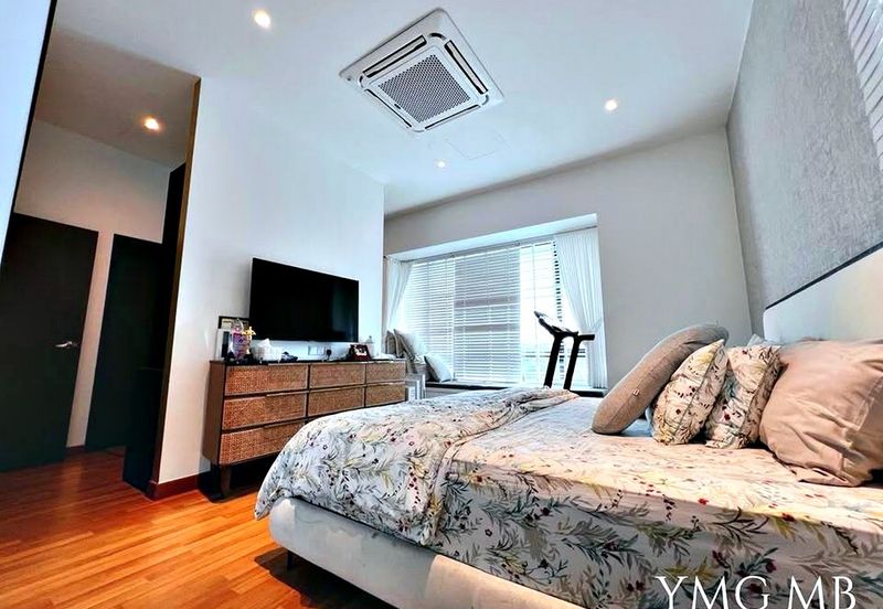 ATHIRA, Bandar Bukit Raja