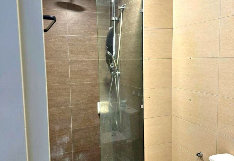 Gravit8 @ Klang South