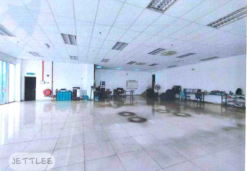 West Port, Pulau Indah