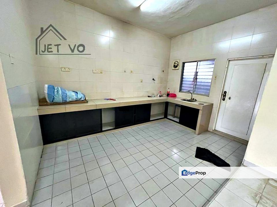 Prime Location 🌱 2 Storey Terrace for SALE @ Bayu Perdana, Klang │ 黄金地点 • 双层排屋待售, Selangor, Klang