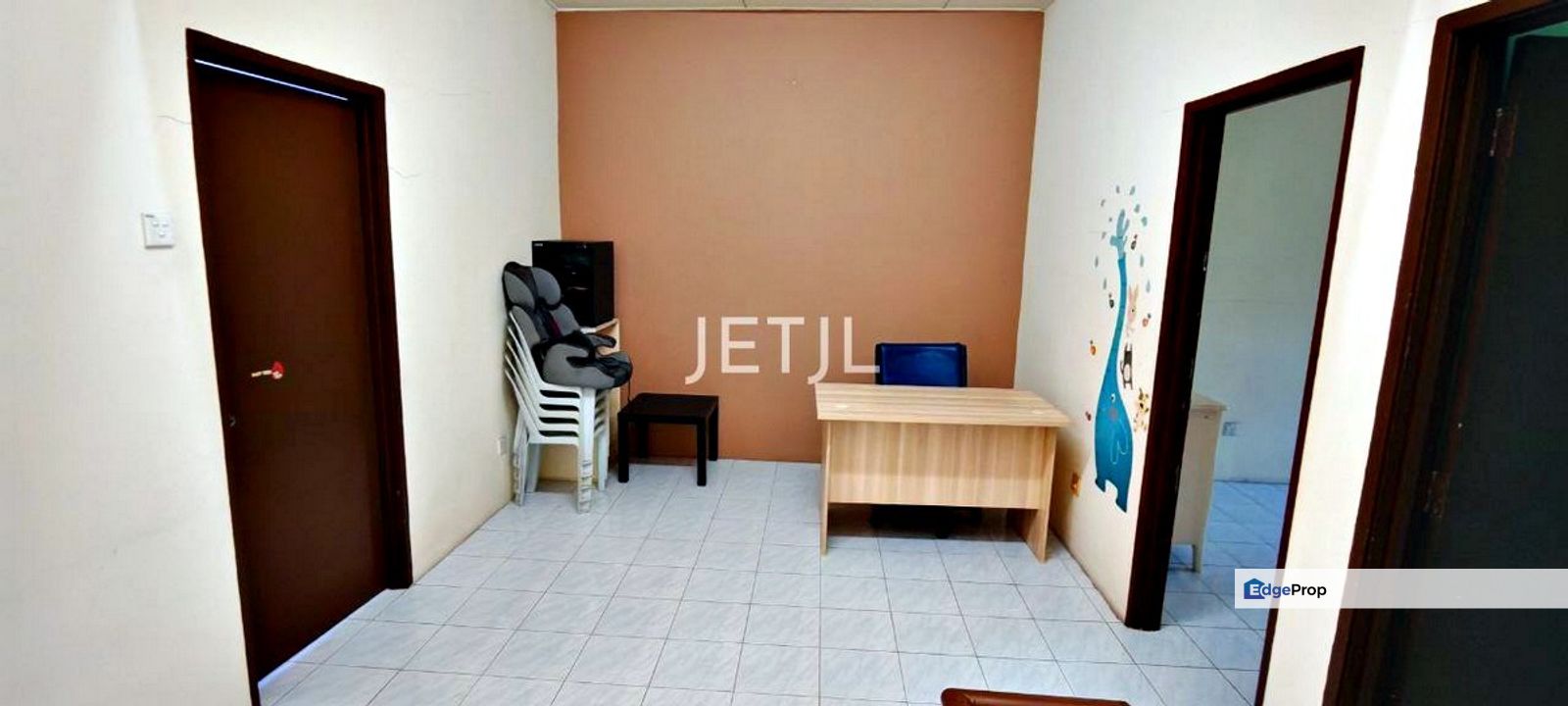 Well-Connected Community Home 🫖 2 Storey Terrace for SALE @ Taman Saga, Kampung Jawa, Klang │ 家的感觉 • 双层排屋 待售, Selangor, Klang