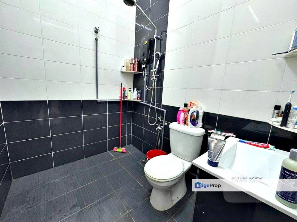 Convenient Living in a Warm Neighborhood 🧸 2 Storey Terrace for SALE @ Batu Belah, Klang │ 温馨便利 • 双层排屋 待售, Selangor, Klang