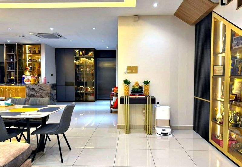 Ayra @ Bandar Bukit Raja