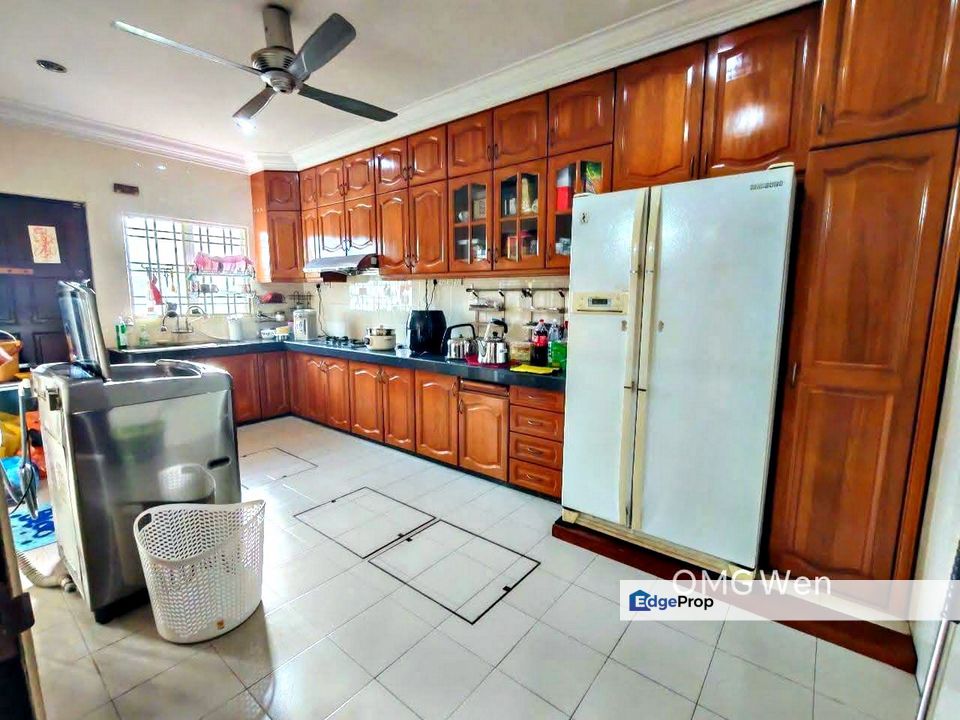 Full Loan 💯 Warm Embrace 🧸 2 Storey Terrace House for SALE @ Kampung Jawa, Klang │ 甘榜爪哇 • 排屋 待售, Selangor, Klang
