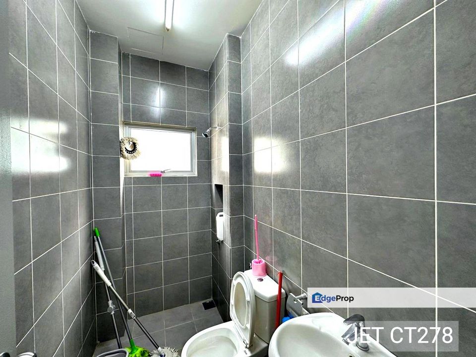 ▌Spacious Living 🪽 2 Storey End Lot Superlink for Rent @ Kota Bayuemas │ 宽敞家园 • 边间待租, Selangor, Klang