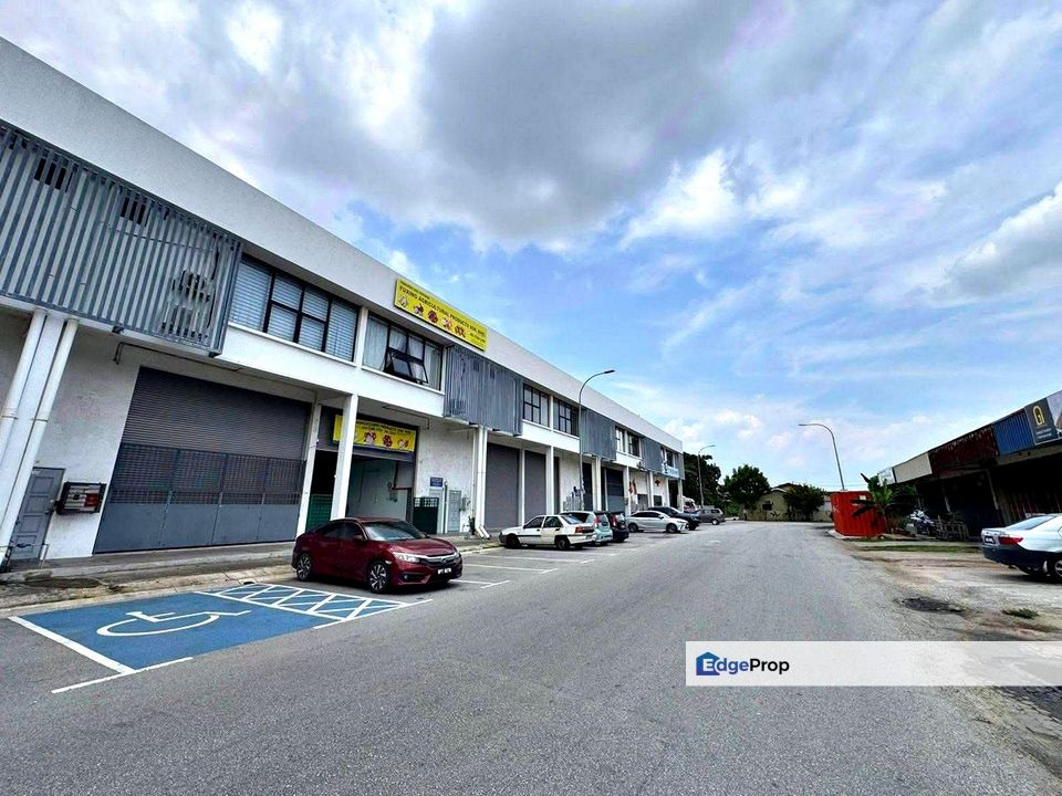 ▌💵 Tenanted Income 💎 Premium Asset 🏭 Link Factory for Sale @ Taman Klang Utama │ 巴生卫星市 • 工厂 待售, Selangor, Klang