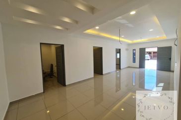 Taman Tepi Sungai ( Taman Teluk Pulai Indah )