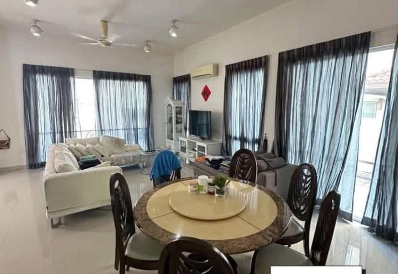 Damai 16, Setia Alam