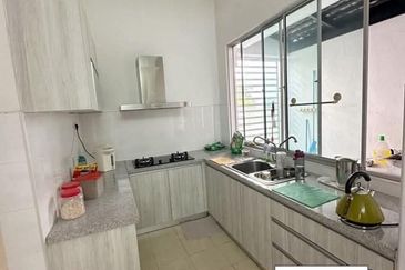 Damai 16, Setia Alam