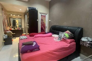 Taman Tepi Sungai ( Taman Teluk Pulai Indah )