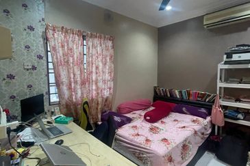 Taman Tepi Sungai ( Taman Teluk Pulai Indah )