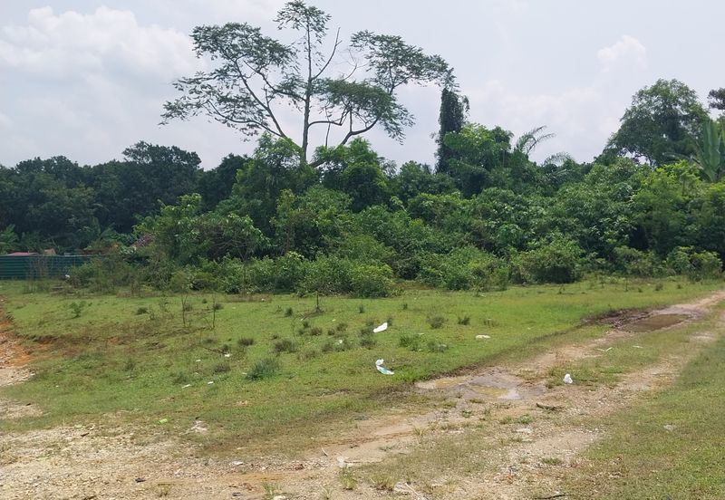 JALAN PUNCAK ALAM JAYA