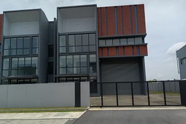 Elmina Business Park