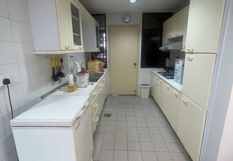 Aloha Tower Condominium