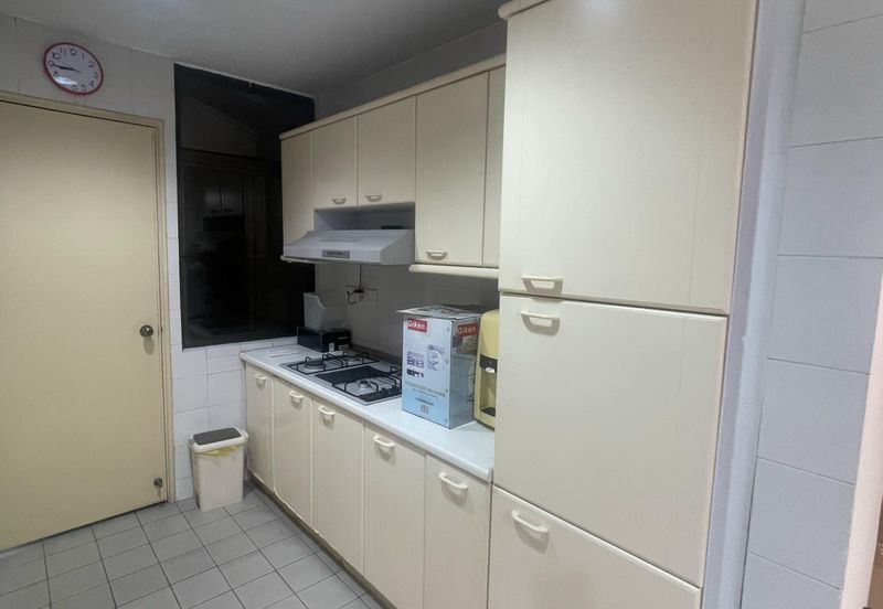 Aloha Tower Condominium