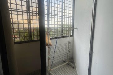 Aloha Tower Condominium