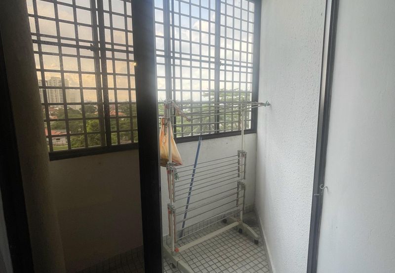 Aloha Tower Condominium