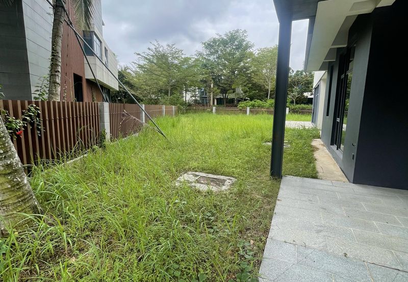 Anise Pearl @ Forest City