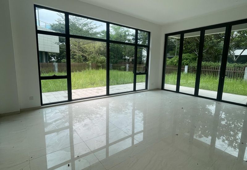 Anise Pearl @ Forest City