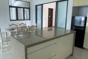 Cerulean Bay @ Forest City