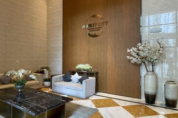 Cerulean Bay @ Forest City