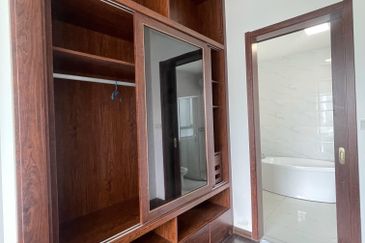 Cerulean Bay @ Forest City