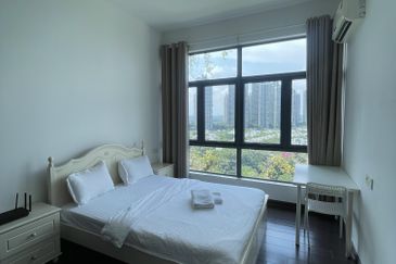 Cerulean Bay @ Forest City