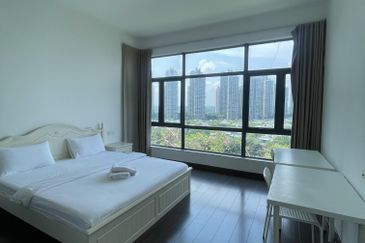 Cerulean Bay @ Forest City