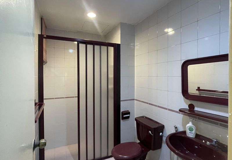 Aloha Tower Condominium