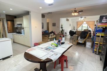 Aloha Tower Condominium