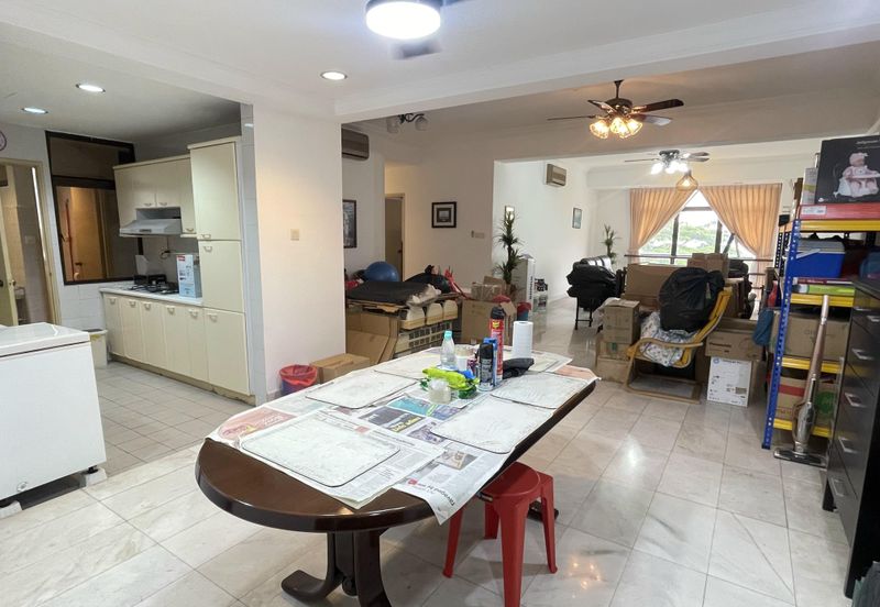 Aloha Tower Condominium