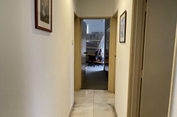 Aloha Tower Condominium