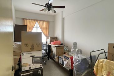 Aloha Tower Condominium