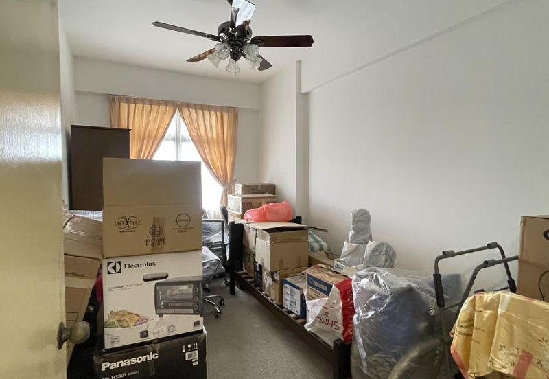 Aloha Tower Condominium