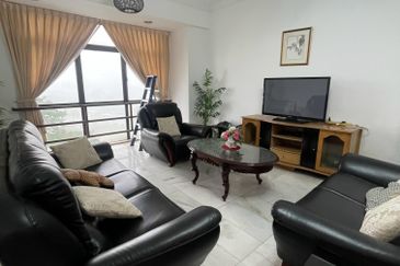 Aloha Tower Condominium