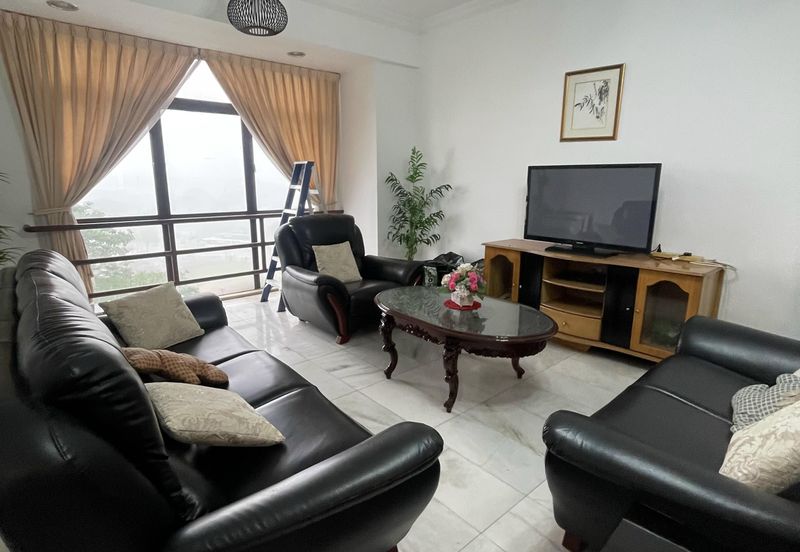 Aloha Tower Condominium