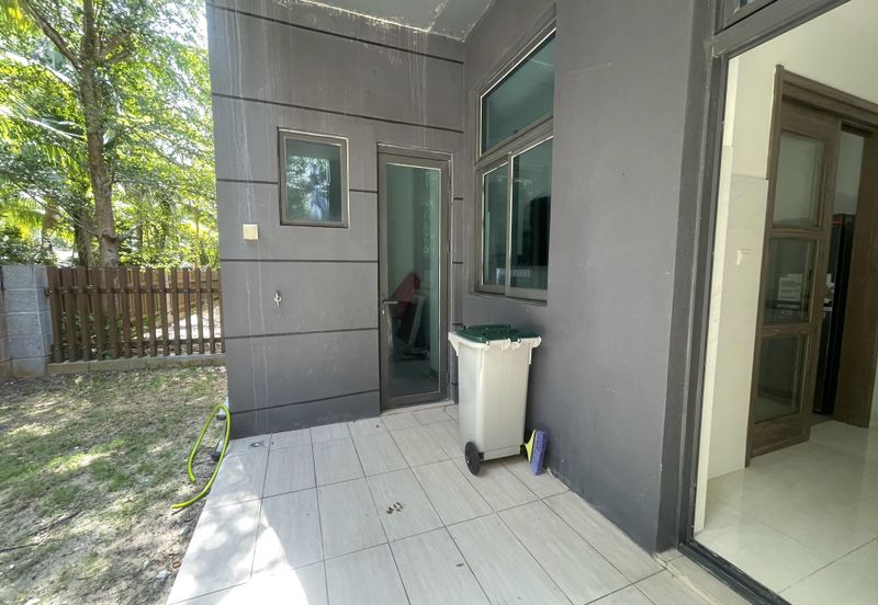 Anise Pearl @ Forest City