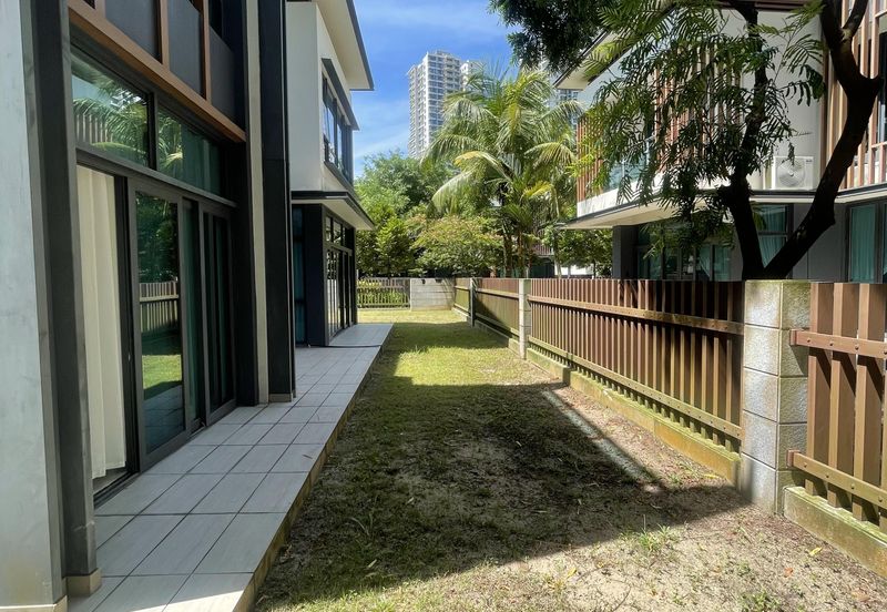 Anise Pearl @ Forest City