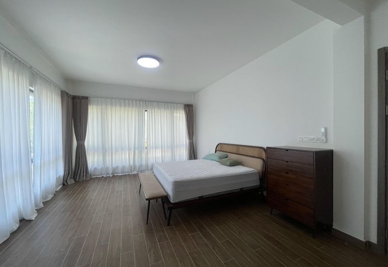 Anise Pearl @ Forest City