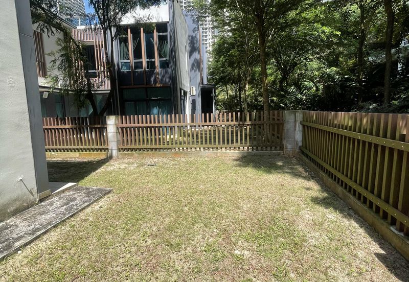 Anise Pearl @ Forest City