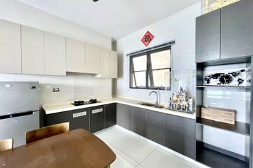 Bay Laurel @ Country Garden Danga Bay