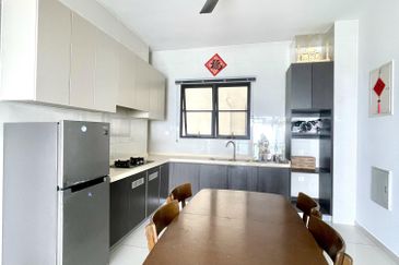 Bay Laurel @ Country Garden Danga Bay