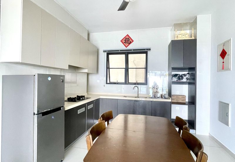 Bay Laurel @ Country Garden Danga Bay